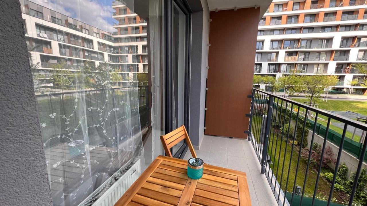 1 Room Apartment With Terrace, Slnecnice Bratislava Eksteriør billede